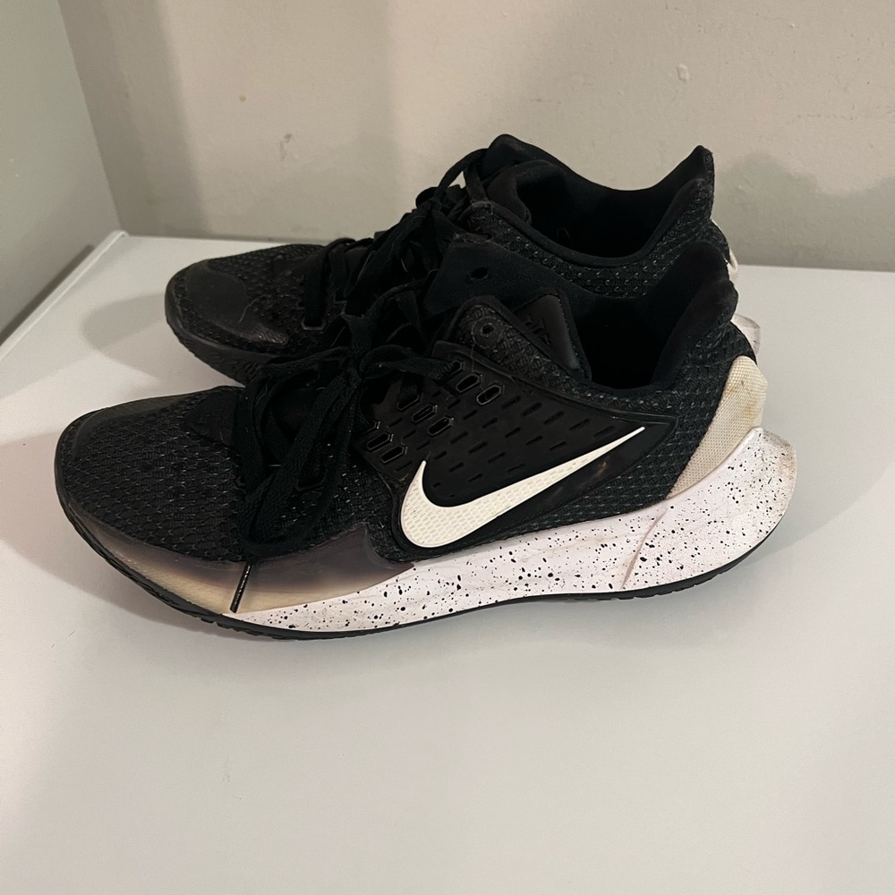 Nike Kyrie Low 2